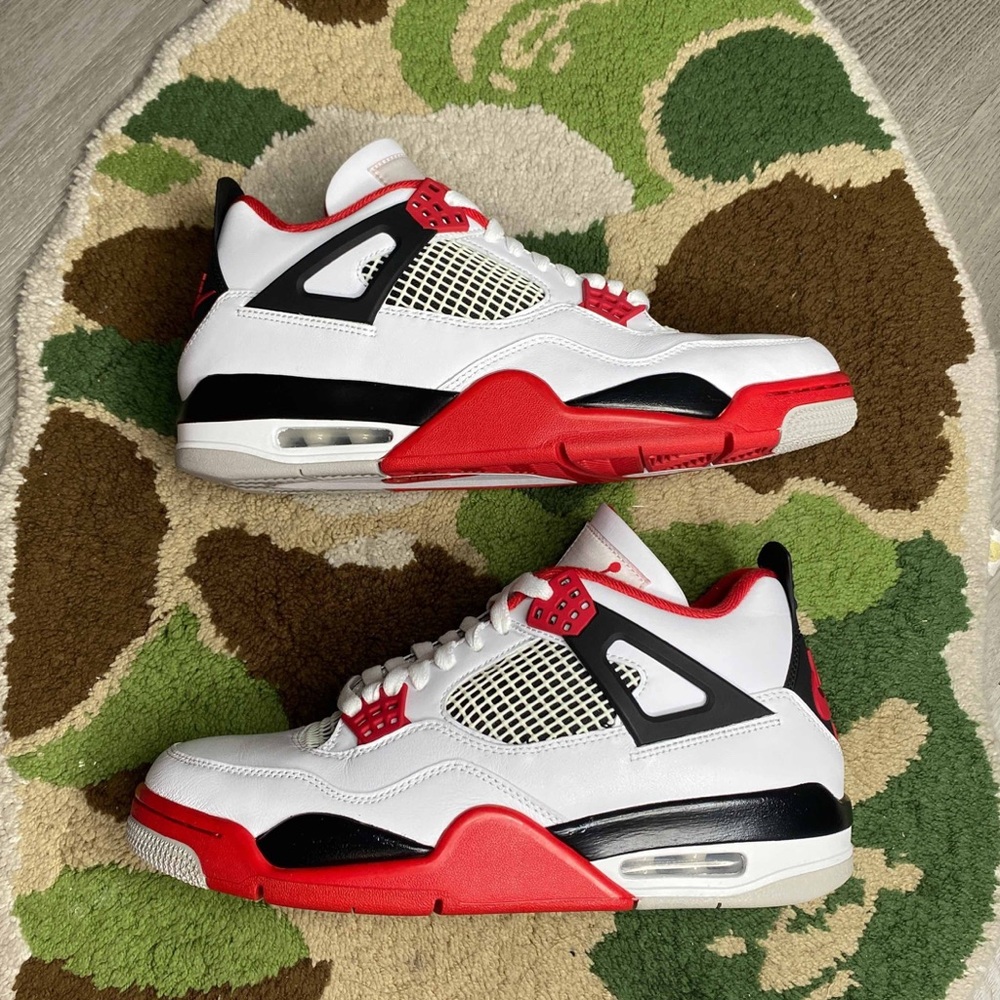 Air Jordan 4 Retro OG Fire Red